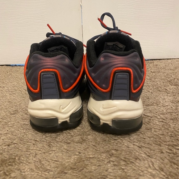 Nearly new Nike - Picture 4 of 6